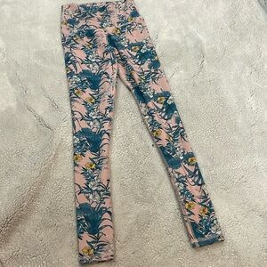 NWT Blackstrap cloud chaser leggings S